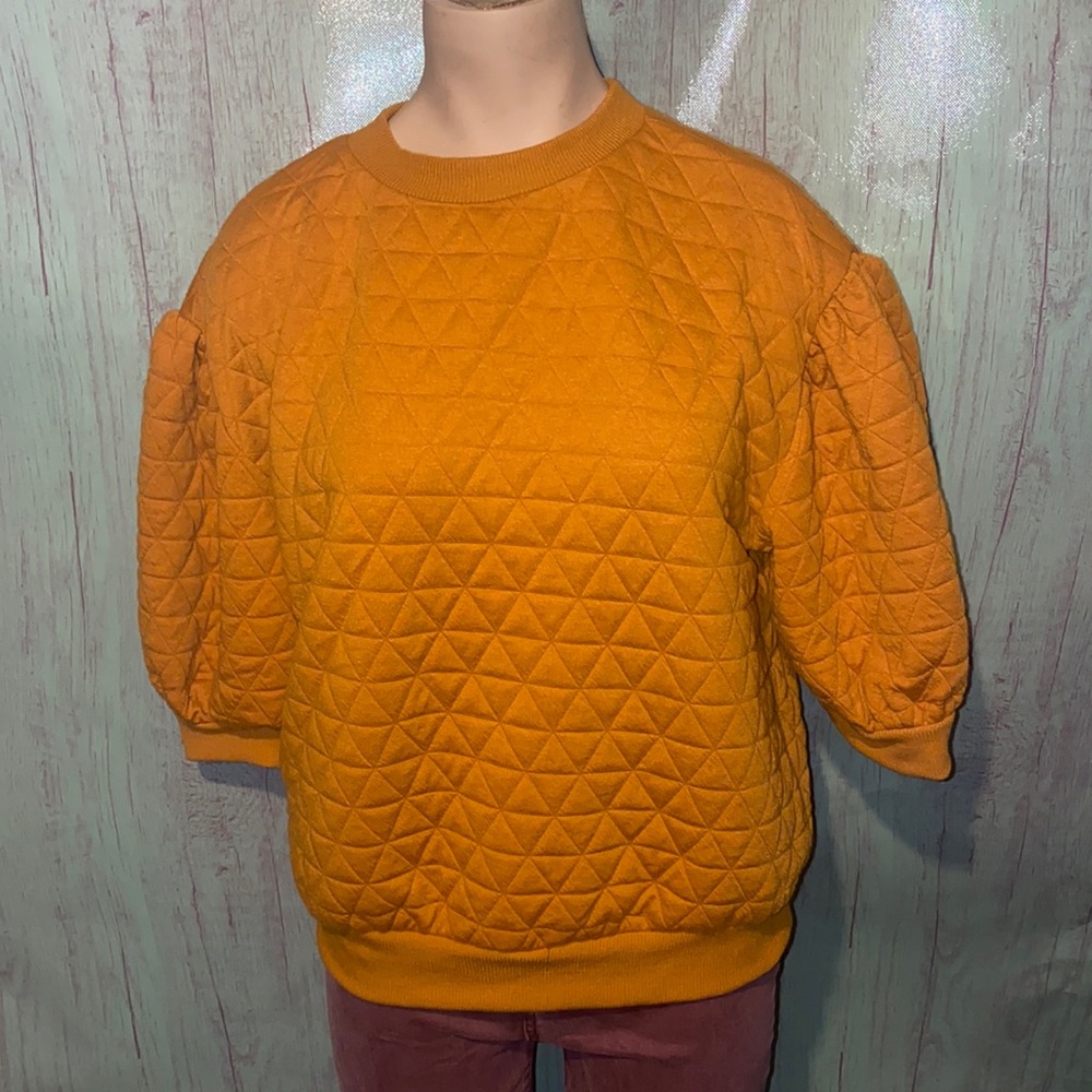 A new Day NWT goldenrod top size xsmall